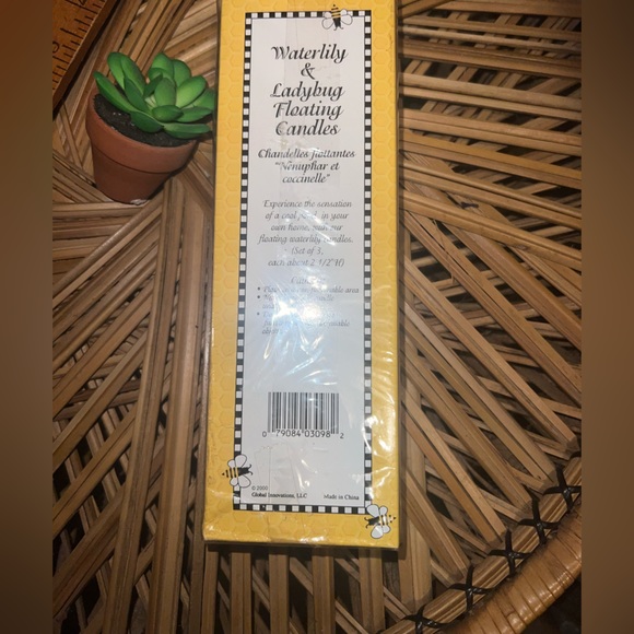 Vintage Water lily pads & Lady Bug Floating Candles New in Box 3 set - Picture 3 of 5